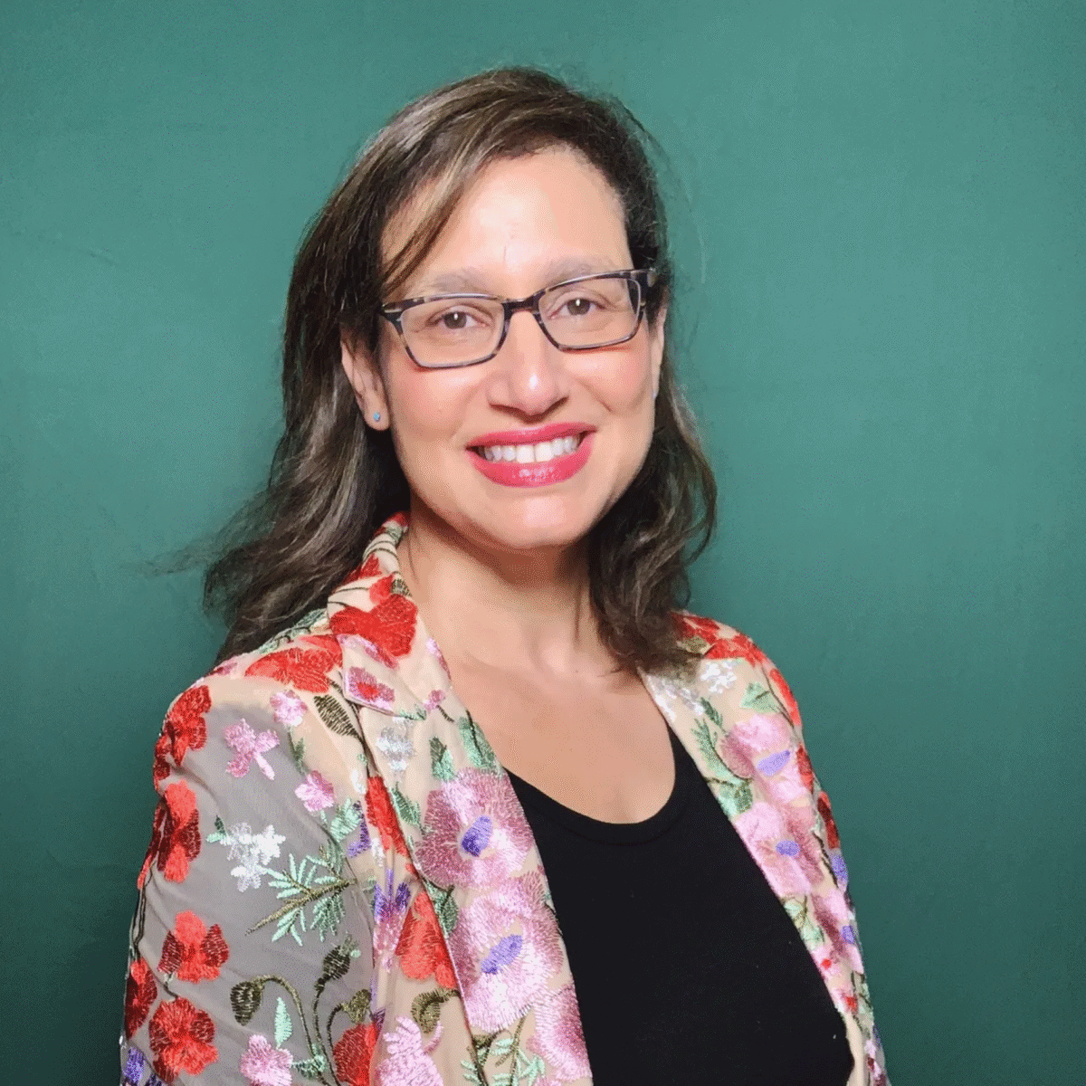 Headshot of Jen Lewi