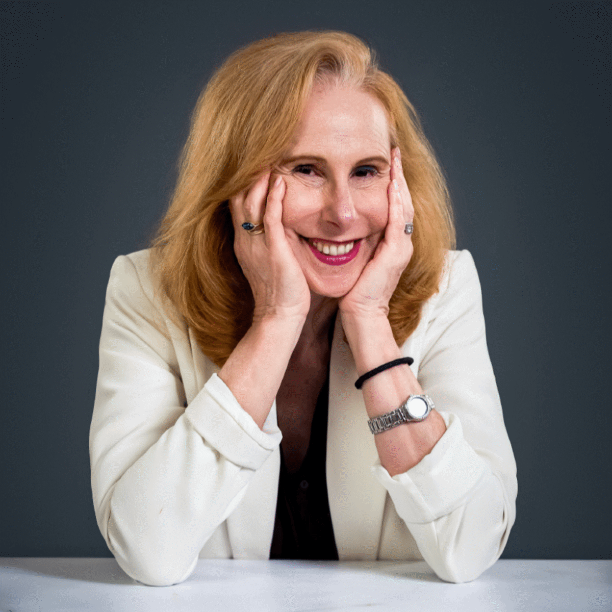 Headshot of Antonella Santini, Executive Coach, Consultant, and Advisor with the International Coaching Federation. Known for integrating AI, behavioral science, and systemic thinking into coaching.